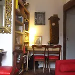 Charming Apt On The Banks Of The Seine
