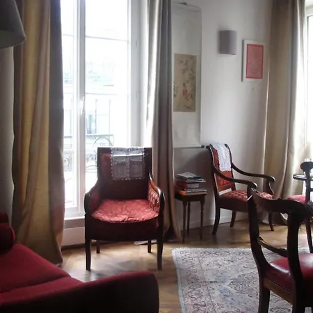 Charming Apt On The Banks Of The Seine Paris